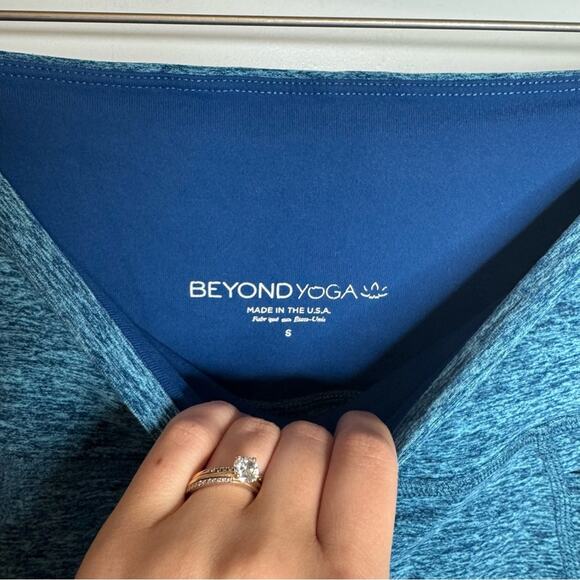 Beyond Yoga Teal Blue Space Dye High Rise Pocket 7/8 Leggings Size Small - Picture 3 of 5